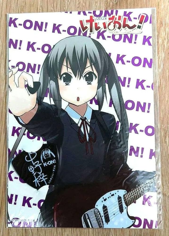 【激レア商品】　けいおん！　ギターピック　8個セット　非売品　アニメ　希少　特典 71gPR9E60cL._AC_UL210_SR210,